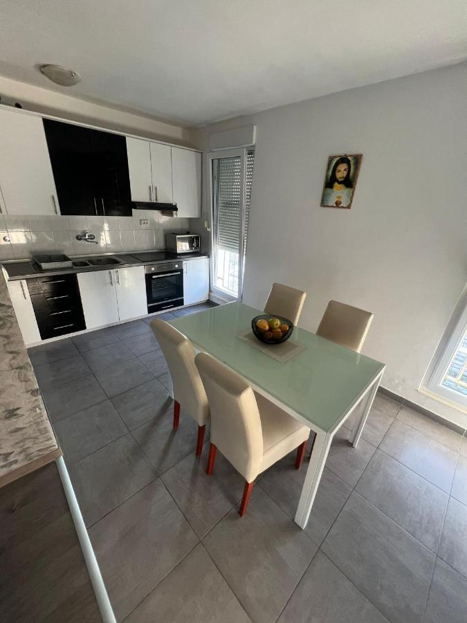Апартаменты Apartman Duzel Сплит Экстерьер фото